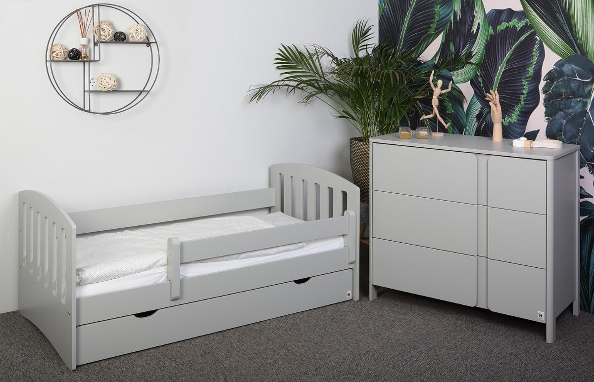 LIGHT GREY YappyLux Ausziehbett und YappyClassic Wickelkommode