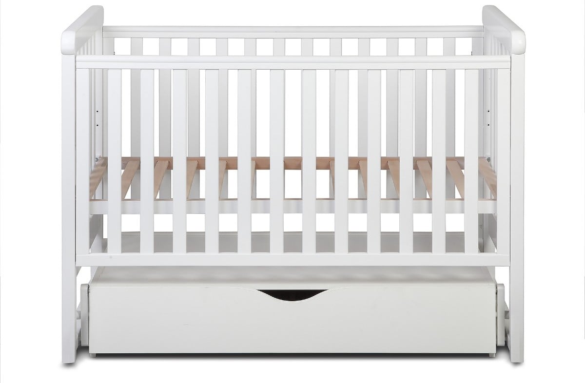  WHITE YappyMove cot and YappyClassic dresser