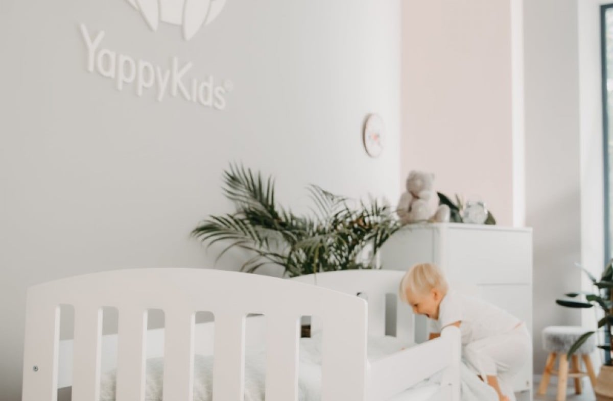  YappyLux toddler bed, WHITE