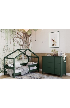 GREEN YappyHytte house bed and YappyClassic dresser
