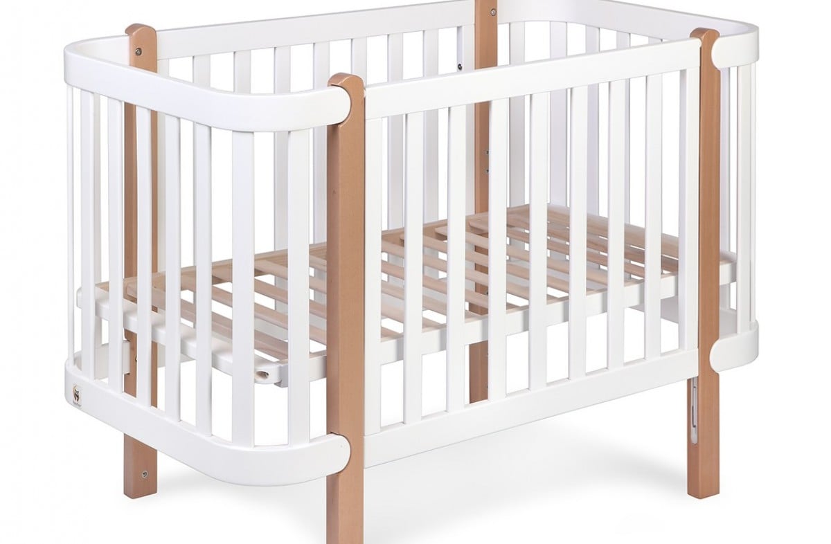  WHITE YappyÉtude baby cot and YappyÉtude II dresser