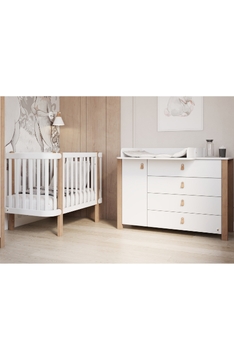 WHITE YappyÉtude baby cot and YappyÉtude II dresser