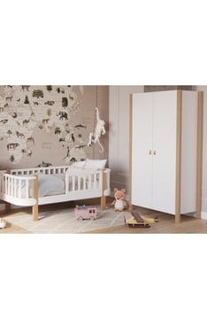 WHITE YappyÉtude toddler bed and YappyÉtude wardrobe