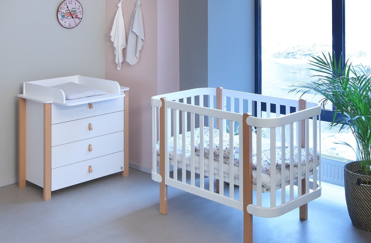  WHITE YappyÉtude baby cot and dresser