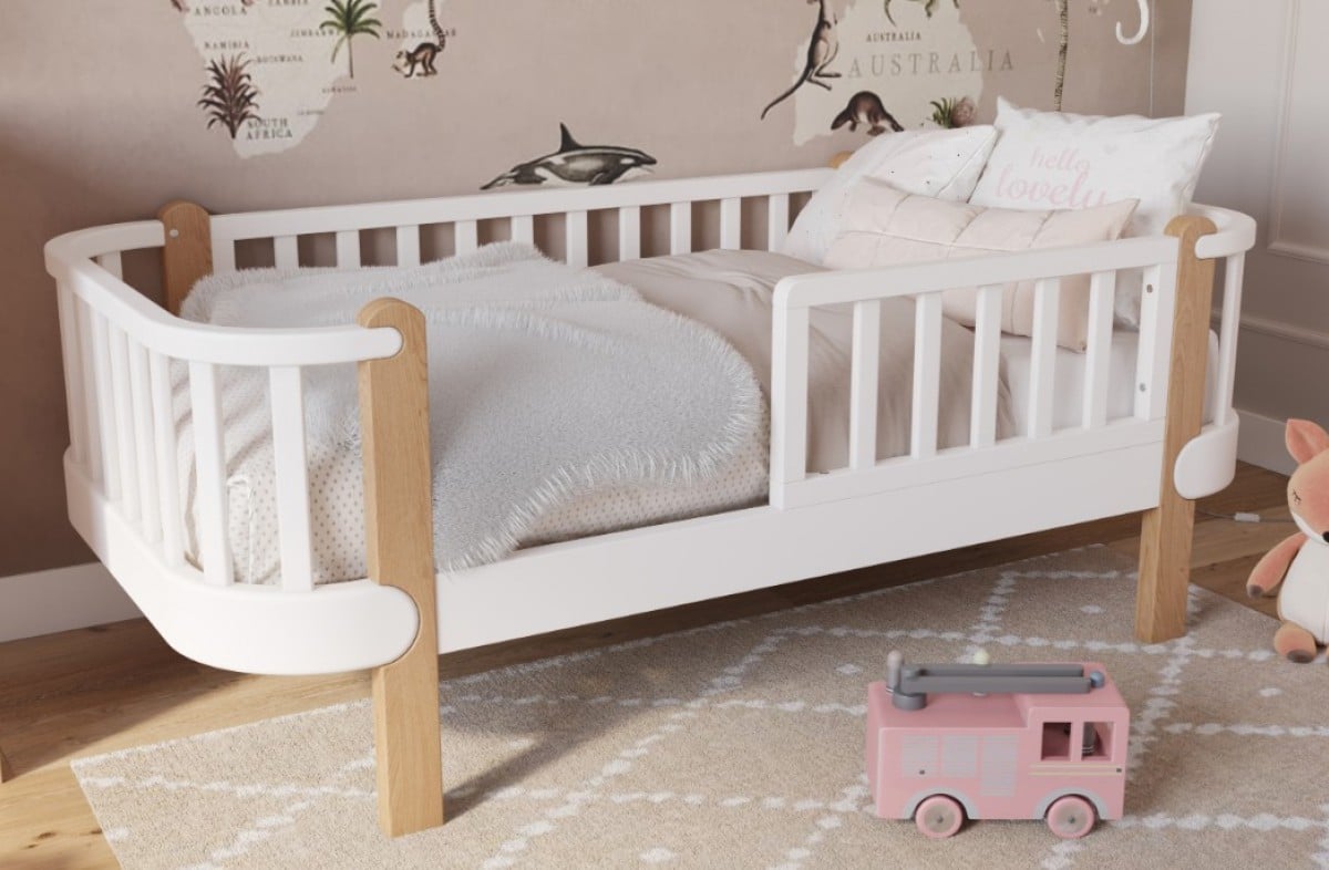  WHITE YappyÉtude toddler bed and YappyÉtude wardrobe