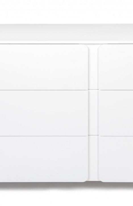 WHITE YappyMove cot and YappyClassic dresser