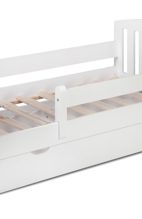 WHITE YappyLux toddler bed and YappyClassic dresser