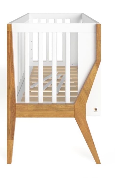 WHITE YappyIcon baby cot and dresser with changing top